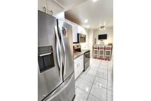 4400 Hillcrest Drive, Hollywood, FL 33021 - MLS#F10551569