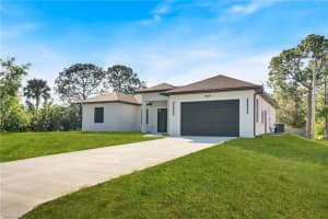 2909 9th Street, Lehigh Acres, FL 33971 - MLS#F10551611