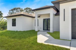 2909 9th Street, Lehigh Acres, FL 33971 - MLS#F10551611