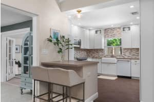 2740 27th Court, Fort Lauderdale, FL 33306 - MLS#F10551676