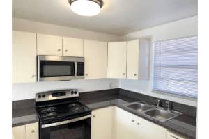 9400 Live Oak Place, Davie, FL 33324 - MLS#F10551698