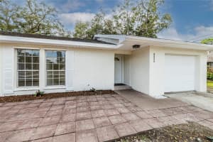 8555 24th Street, Vero Beach, FL 32966 - MLS#F10551749