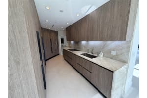 6051 Ocean Drive, Hollywood, FL 33019 - MLS#F10551876