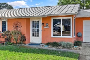 1085 24th Place, Vero Beach, FL 32962 - MLS#F10551951