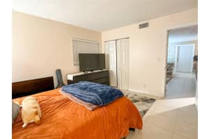 1125 16th Place, Fort Lauderdale, FL 33305 - MLS#F10551968