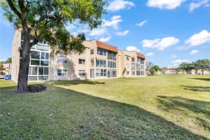 9300 Sunrise Lakes Boulevard, Sunrise, FL 33322 - MLS#F10551975