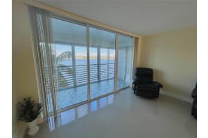 1175 Miami Gardens Drive, Miami, FL 33179 - MLS#F10551976