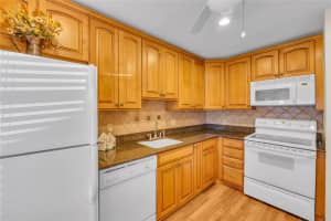 21656 Juego Circle, Boca Raton, FL 33433 - MLS#F10551982