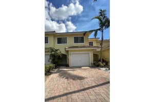836 Imperial Lake Road, West Palm Beach, FL 33413 - MLS#F10552015