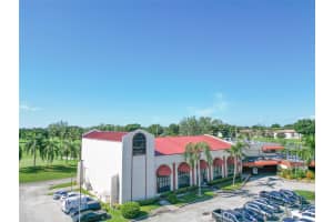 8900 Washington Boulevard, Pembroke Pines, FL 33025 - MLS#F10552022