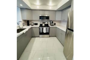 555 15th Street, Miami, FL 33132 - MLS#F10552036