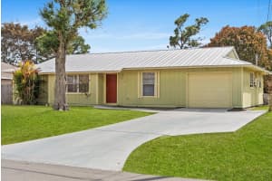 636 Eyerly Avenue, Port Saint Lucie, FL 34983 - MLS#F10552040