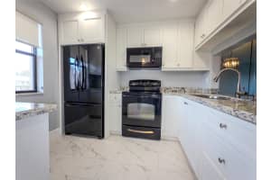 10332 Sunrise Lakes Boulevard, Sunrise, FL 33322 - MLS#F10552069