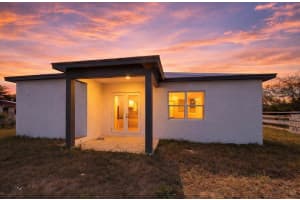 5520 Sw 25th Court, West Park, Fl 33023, West Park