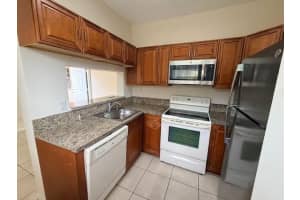 671 Cypress Lake Boulevard, Pompano Beach, FL 33064 - MLS#F10552126