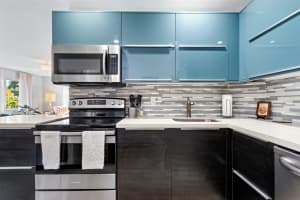 124 19th Court, Wilton Manors, FL 33305 - MLS#F10552151