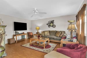 220 Flanders 220, Delray Beach, FL 33484, Delray Beach, FL 33484 - MLS#F10552152