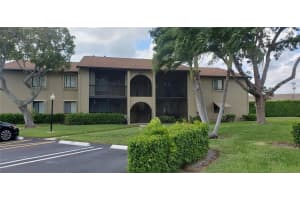 527 Shady Pine Way, Greenacres, FL 33415 - MLS#F10552223