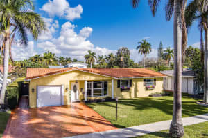 1017 4th Street, Hallandale Beach, FL 33009 - MLS#F10552238