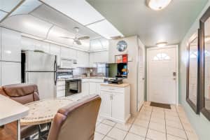 700 Hollybrook Drive, Pembroke Pines, FL 33025 - MLS#F10552276