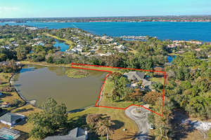 2490 Lakeridge Drive, Palm City, FL 34990 - MLS#F10552328