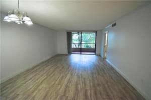 7500 1st Court, Plantation, FL 33317 - MLS#F10552411