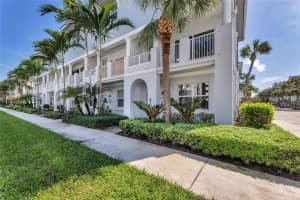 1295 Via De Fossi, Boynton Beach, FL 33426, Boynton Beach, FL 33426 - MLS#F10552434