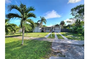 1036 13th Street, Fort Lauderdale, FL 33311 - MLS#F10552453