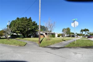 1100 71st Avenue, Hollywood, FL 33024 - MLS#F10552461