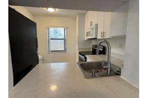 2900 NW 42 A104, Coconut Creek, FL 33066, Coconut Creek, FL 33066 - MLS#F10552486