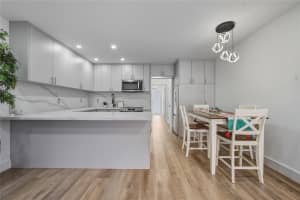 900 10 Terrace, Hallandale Beach, FL 33009 - MLS#F10552527