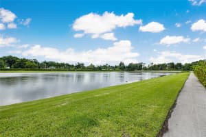 4690 Santa Cruz Way, Davie, FL 33314 - MLS#F10552536