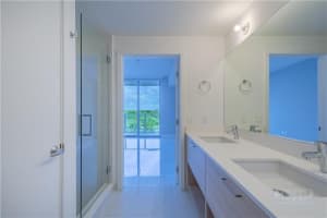 16385 Biscayne Boulevard, Aventura, FL 33160 - MLS#F10552566