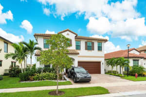 8605 Baypoint Circle, Parkland, FL 33076 Sold 04/08/26