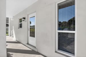 250 20th Street, Boca Raton, FL 33431 - MLS#F10552622