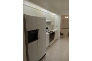 901 Sw 138 C-406, Pembroke Pines, Fl 33027, Pembroke Pines