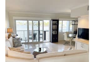 1201 Riverside Drive, Pompano Beach, FL 33062 - MLS#F10552676