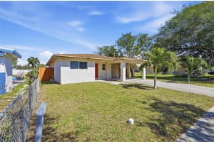 5015 18th Street, Hollywood, FL 33023 - MLS#F10552696