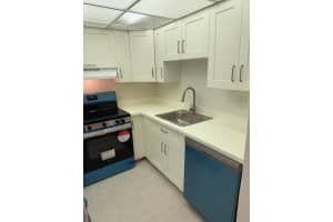 624 13th Street 18, Boca Raton, Fl 33486, Boca Raton