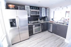 440 Paradise Isle Boulevard, Hallandale Beach, FL 33009 - MLS#F10552754