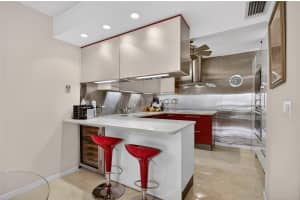 9001 Jacaranda Lane, Plantation, FL 33324 - MLS#F10552771