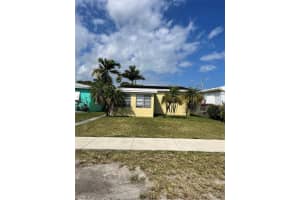 1635 Moffett Street, Hollywood, FL 33020 - MLS#F10552805