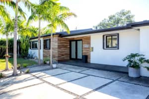 2510 207th Terrace, Miami, FL 33180 - MLS#F10552824