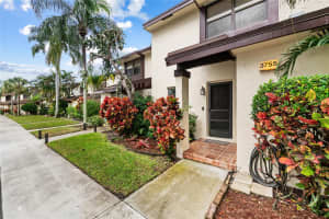 3755 Carambola Circle, Pompano Beach, FL 33066 - MLS#F10552863