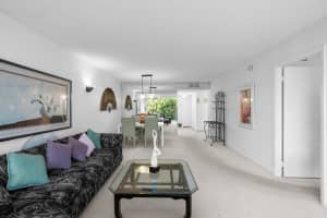 7080 Environ Boulevard 423, Lauderhill, Fl 33319, Lauderhill