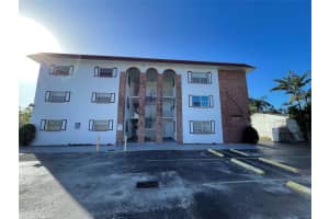 2420 Johnson Street, Hollywood, FL 33020 - MLS#F10553892