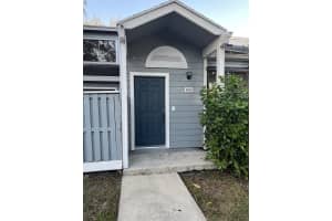 1909 Players Place, North Lauderdale, Fl 33068, North Lauderdale