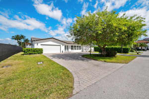 2821 9th Court, Pompano Beach, FL 33062 - MLS#F10553949