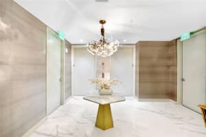 18975 Collins Avenue, North Miami Beach, FL 33160 - MLS#F10553952