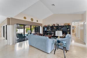 7207 44 Street, Coral Springs, FL 33065 - MLS#F10553992